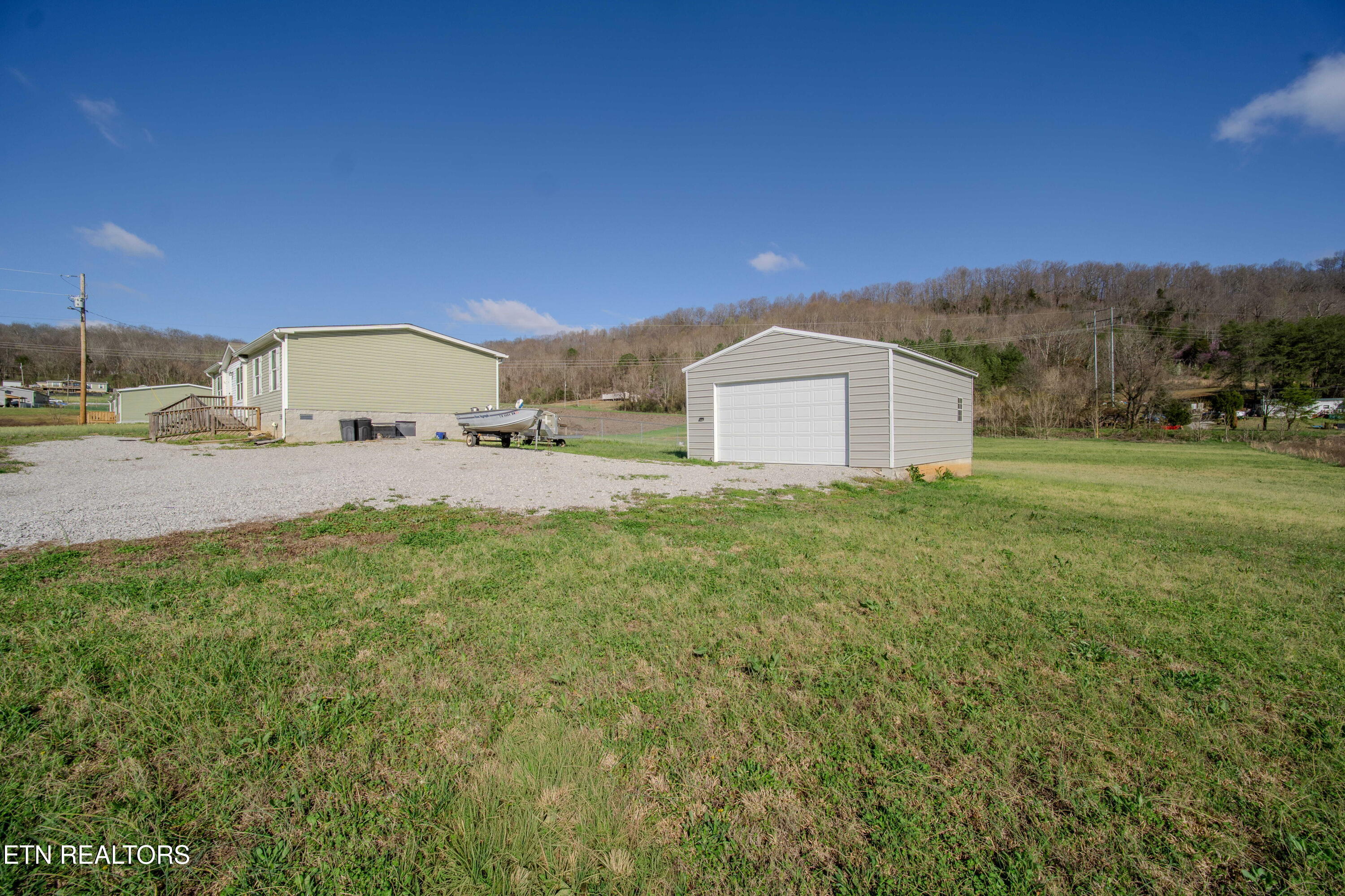 316 Morris Demps Road Sparta, TN 38583 - Photo 31 of 55 DSC05689-HDR (1)