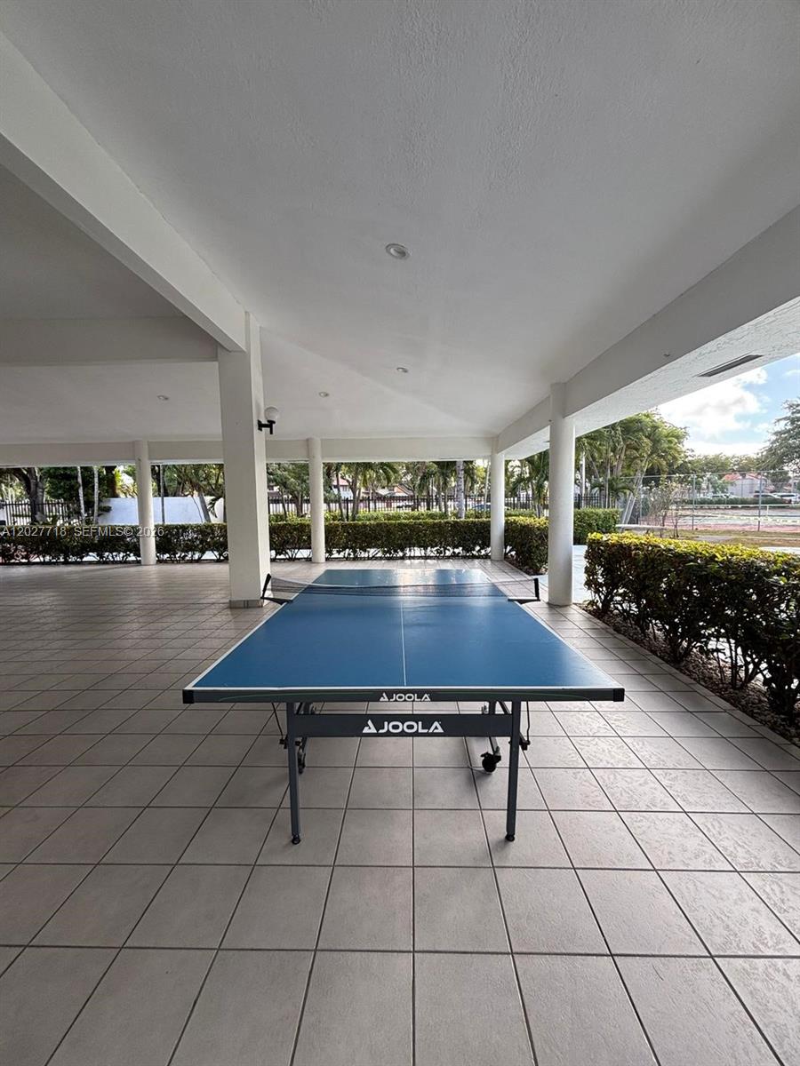 6492 Southwest 129th Avenue Miami, FL 33183 - Photo 19 of 23