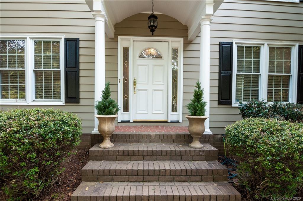 6100 Sharon Acres Road Charlotte, NC 28210 - Photo 3 of 32 Gallery Image 3