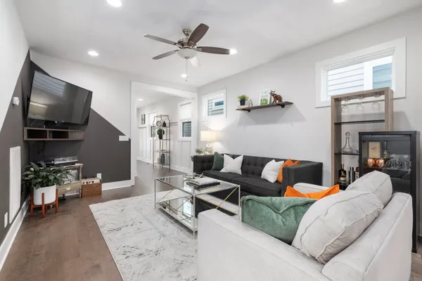 $3,500 | 2127 B 14th Avenue North, Nashville, TN 37208