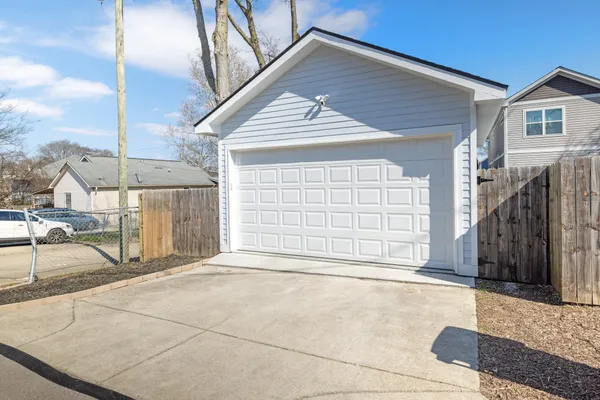 $3,500 | 2127 B 14th Avenue North, Nashville, TN 37208