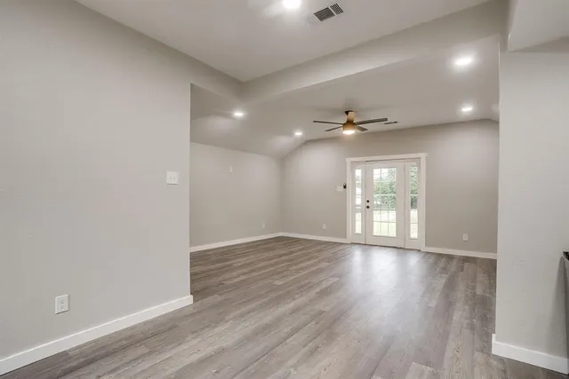 $189,900 | 1212 Hulme Street, Bowie, TX 76230