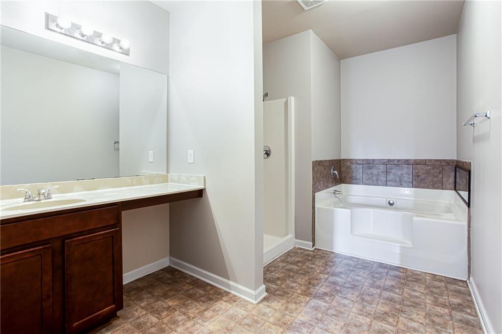 6880 Zaniah Road Atlanta, GA 30331 - Photo 14 of 33