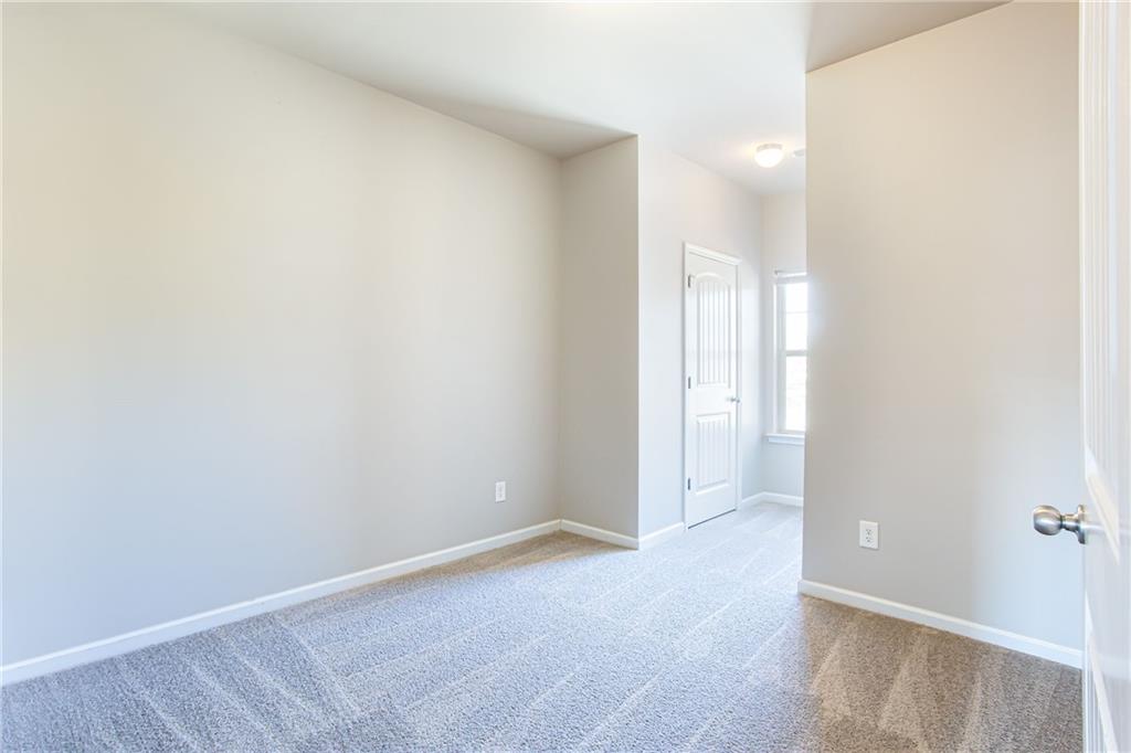 6880 Zaniah Road Atlanta, GA 30331 - Photo 20 of 33
