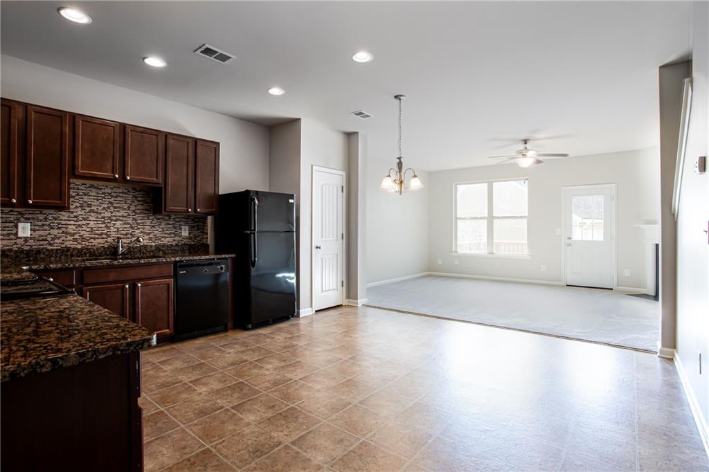 6880 Zaniah Road Atlanta, GA 30331 - Photo 2 of 33