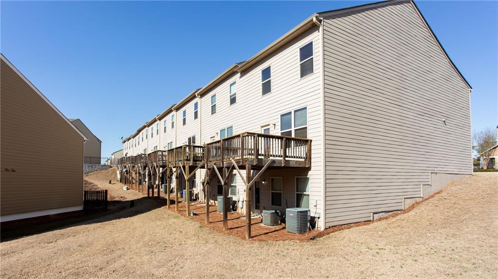 6880 Zaniah Road Atlanta, GA 30331 - Photo 29 of 33