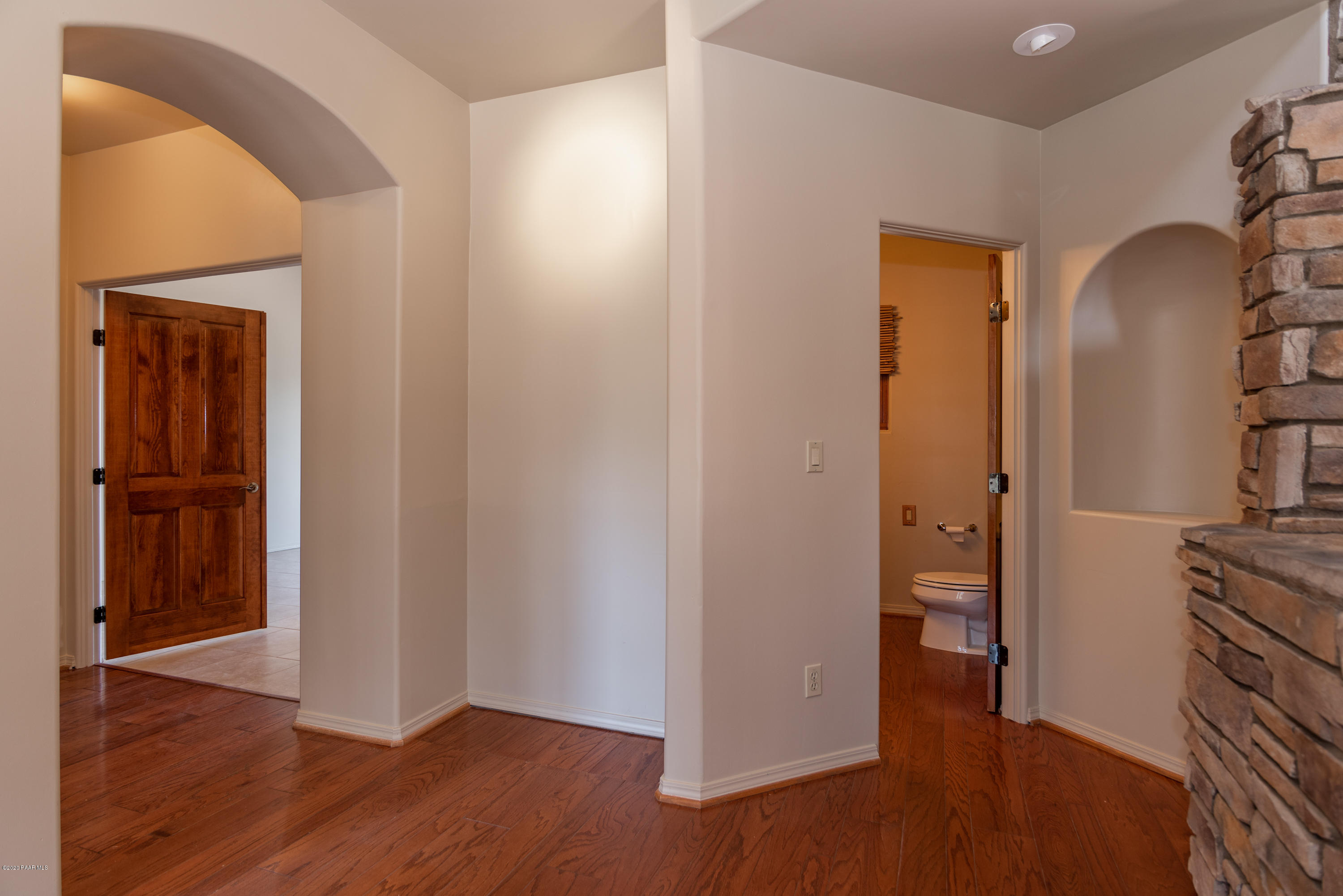 1692 Conifer Ridge Lane Prescott, AZ 86303 - Photo 10 of 40 FOYER