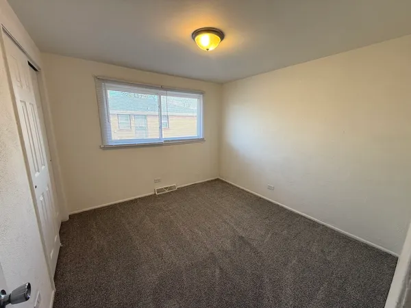 $159,000 | 16530 California Avenue, Markham, IL 60428