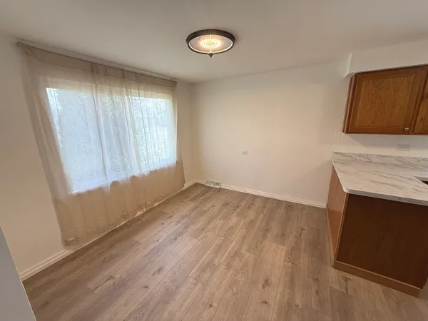 $159,000 | 16530 California Avenue, Markham, IL 60428