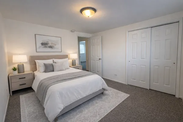 $159,000 | 16530 California Avenue, Markham, IL 60428