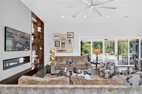 $1,875,000 | 103 Melanie Lane, Woodstock, GA 30188