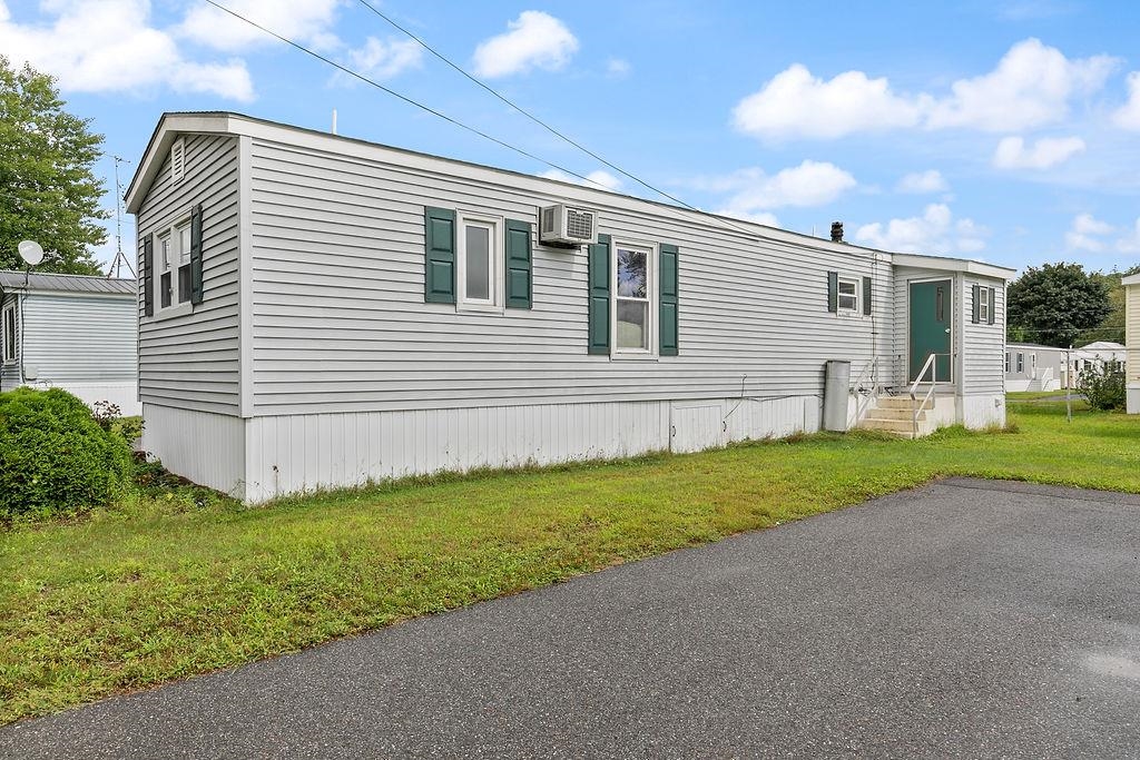 7 R Arrow Drive Salem, NH 03079 - Photo 20 of 26 Gallery Image 20