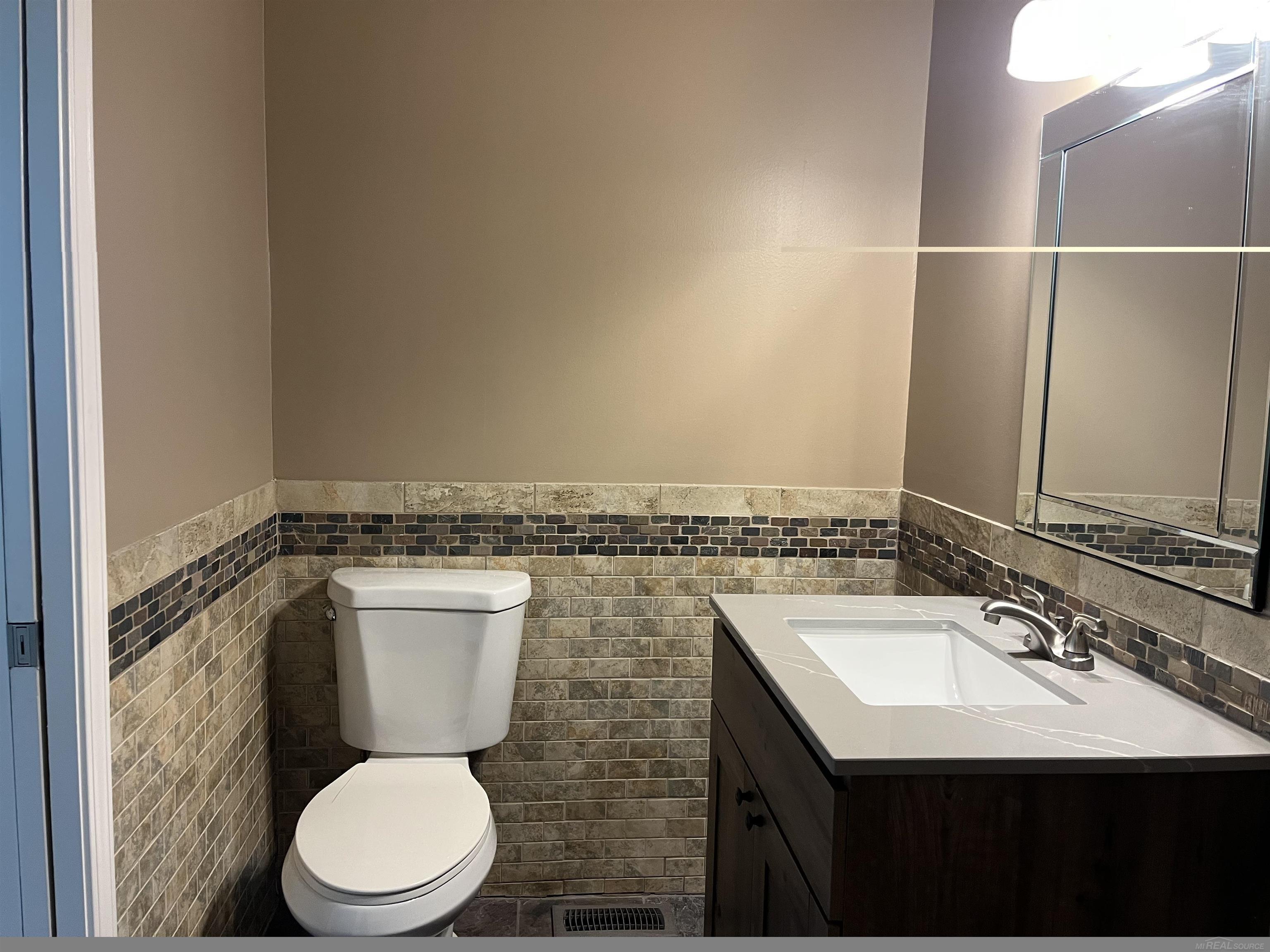 1120 Capac Road Allenton, MI 48002 - Photo 16 of 34