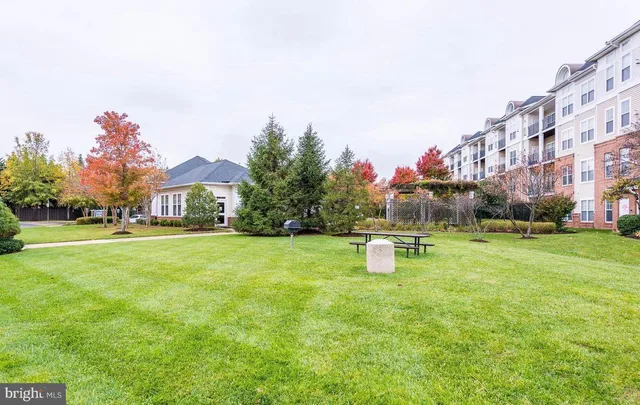 $299,900 | 3840 Lightfoot Street, Unit 345, Chantilly, VA 20151