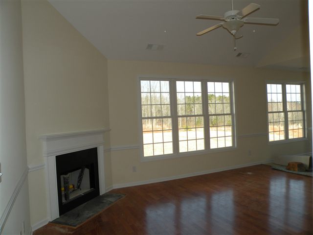 104 Elmhurst Lane Anderson, SC 29621 - Photo 2 of 11 Gallery Image 2