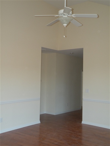 104 Elmhurst Lane Anderson, SC 29621 - Photo 3 of 11 Gallery Image 3