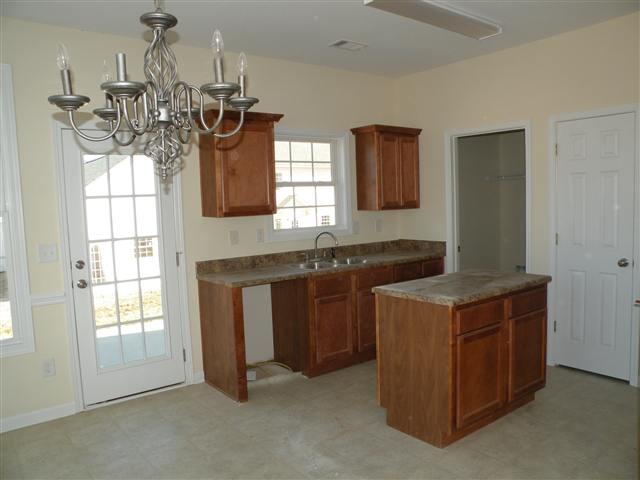 104 Elmhurst Lane Anderson, SC 29621 - Photo 6 of 11 Gallery Image 6