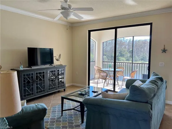 $7,000 | 9554 Trevi Court, Unit 4723, Naples, FL 34113