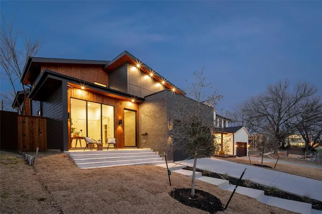 $2,000,000 | 7319 Casa Loma Avenue, Dallas, TX 75214