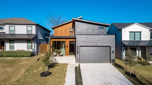 $2,000,000 | 7319 Casa Loma Avenue, Dallas, TX 75214