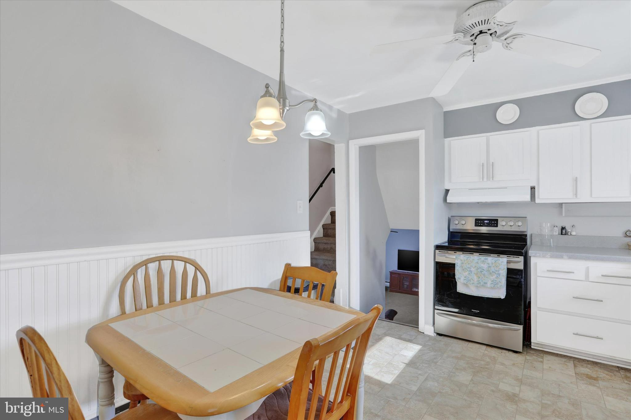 927 Big Oak Road Yardley, PA 19067 - Photo 8 of 25 Gallery Image 8