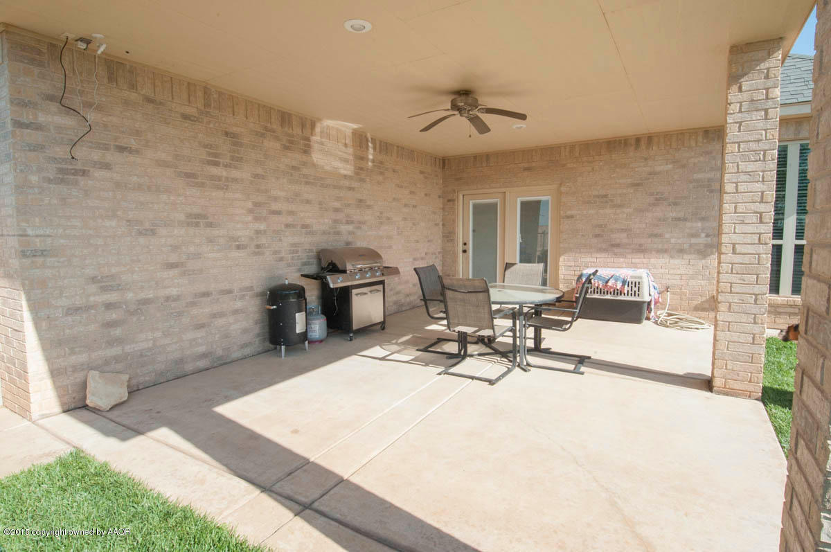 3817 Arden Road Amarillo, TX 79118 - Photo 25 of 30 a view of a livingroom with furniture and a couch