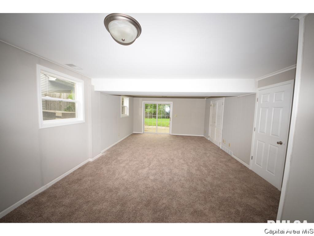 504 Kenyon Drive Springfield, IL 62704 - Photo 21 of 22
