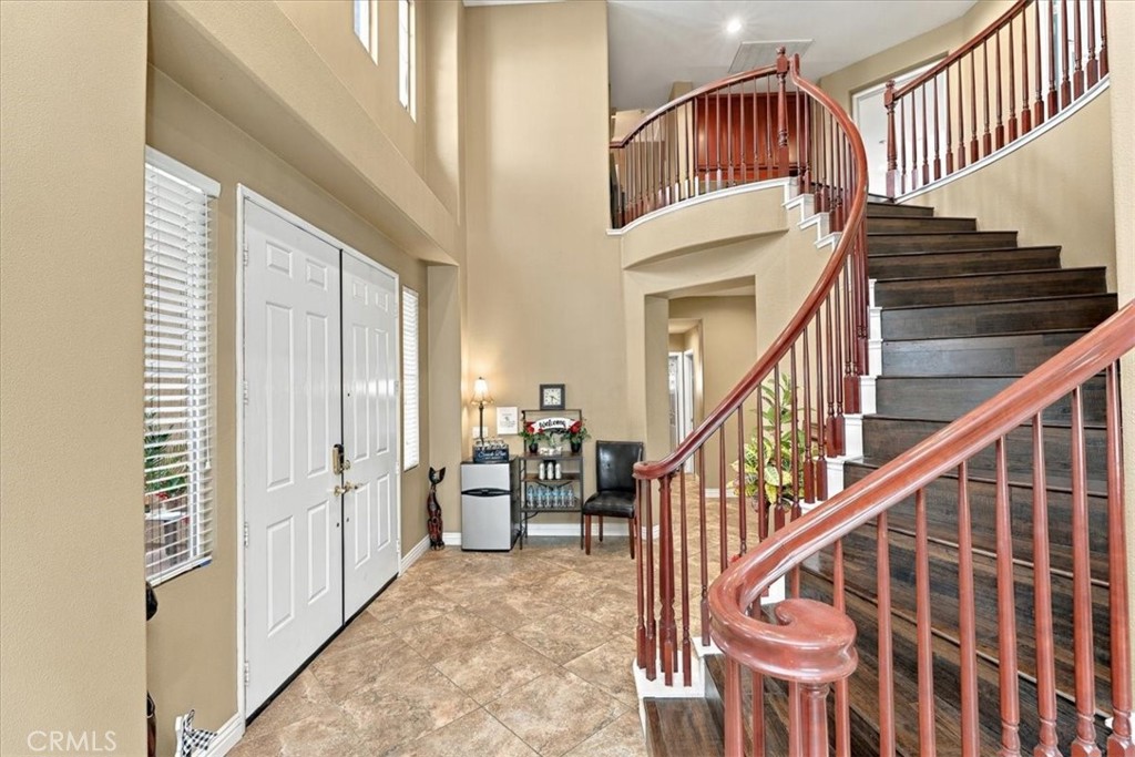 7984 Palm View Lane Riverside, CA 92508 - Photo 10 of 57 Gallery Image 10