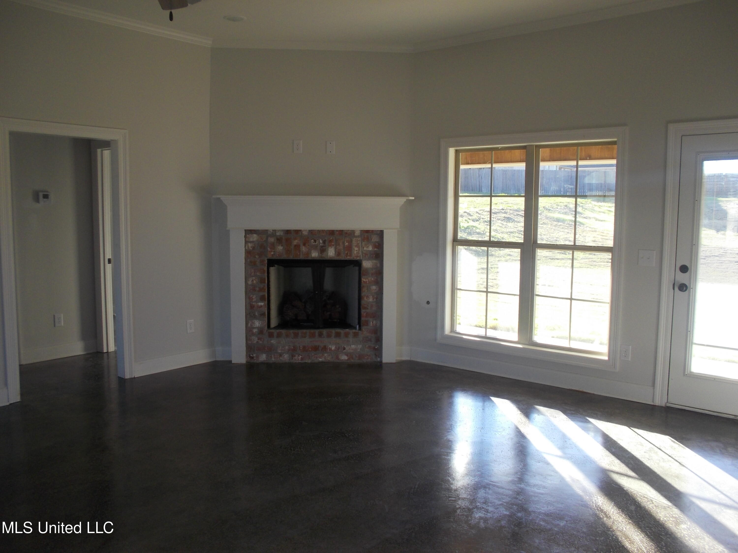 121 Rotherfield Place Canton, MS 39046 - Photo 2 of 9 DSCN0387