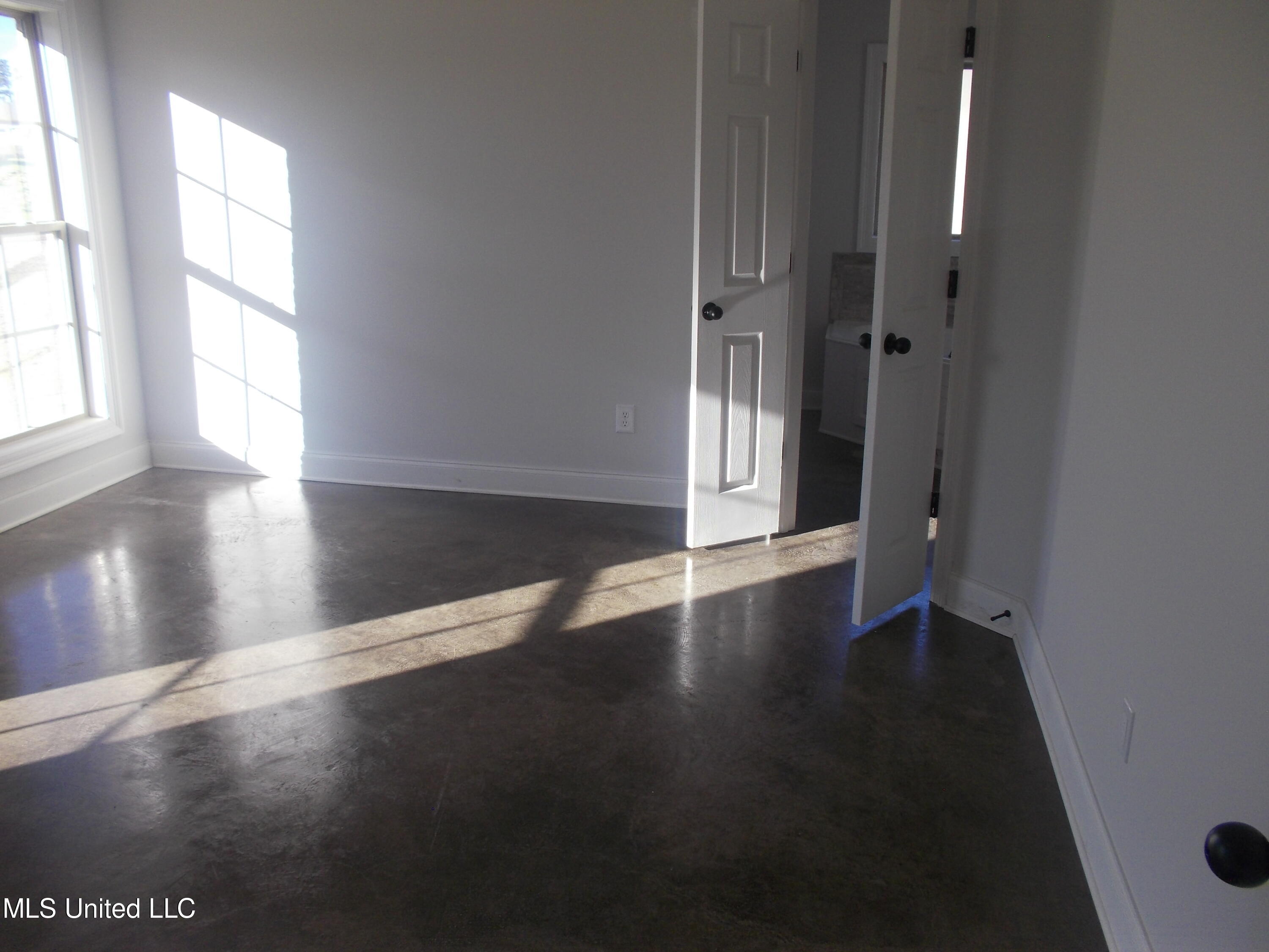 121 Rotherfield Place Canton, MS 39046 - Photo 6 of 9 DSCN0393