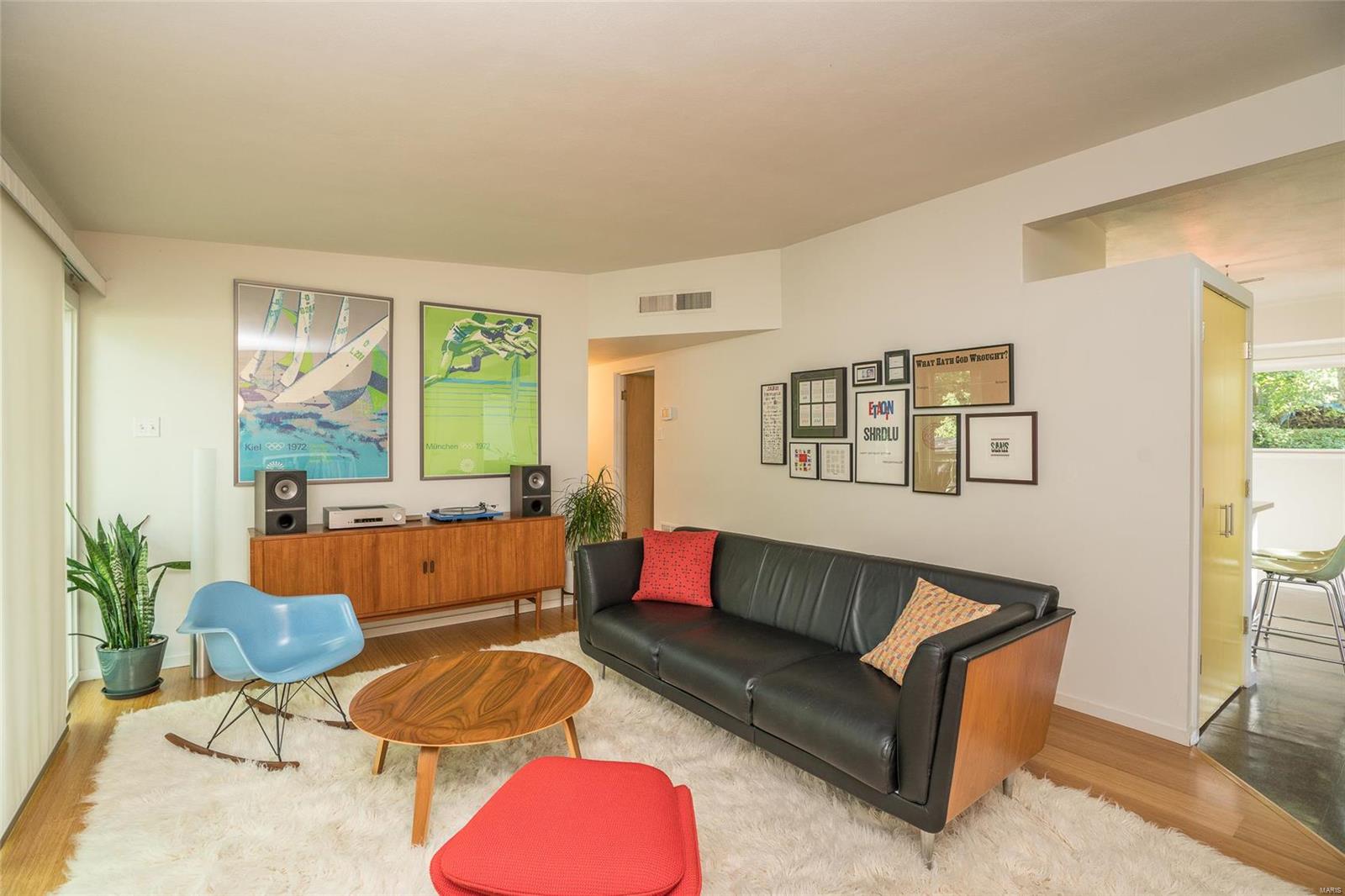 2410 St Giles Road St. Louis, MO 63122 - Photo 11 of 41