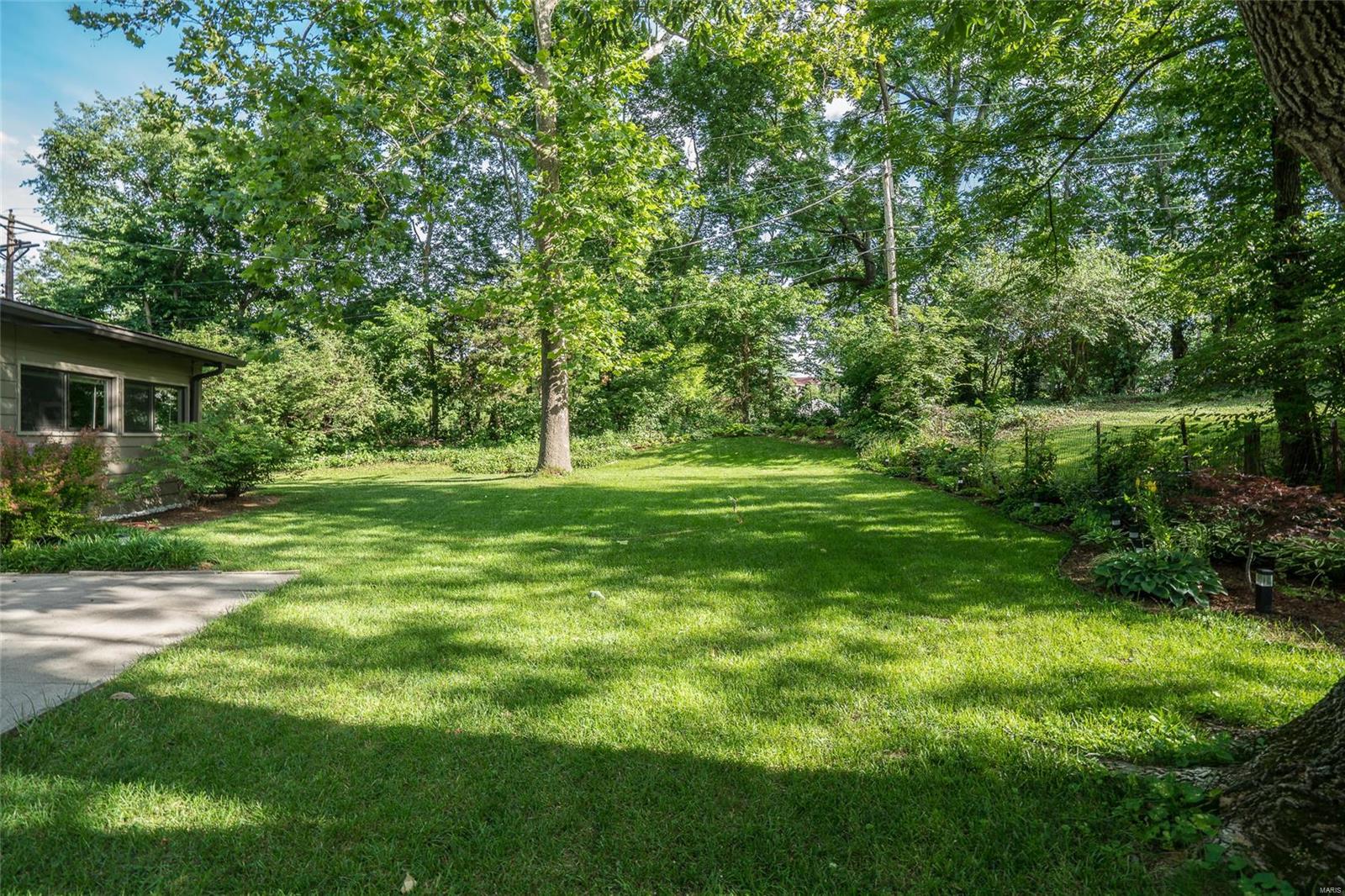 2410 St Giles Road St. Louis, MO 63122 - Photo 7 of 41