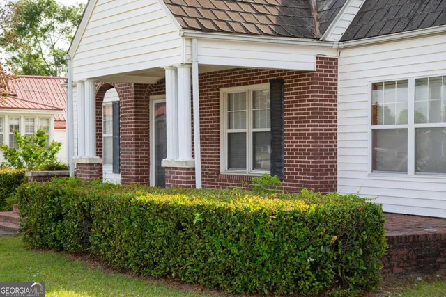 $239,000 | 298 South Main Street, Baxley, GA 31513