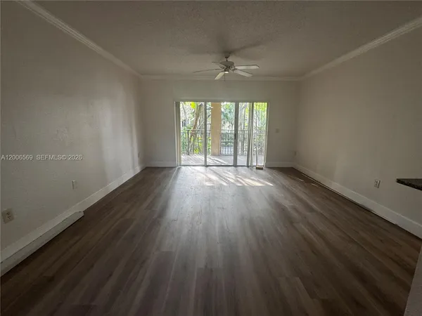 $3,100 | 2439 Centergate Drive, Unit 205, Miramar, FL 33025