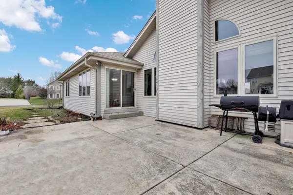 $610,000 | N67W13397 Roman Court, Menomonee Falls, WI 53051