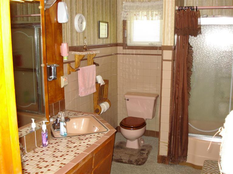 14285 Elwell Road Belleville, MI 48111 - Photo 8 of 14 Photo 8