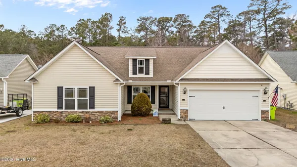 $320,000 | 230 Station House Road, New Bern, NC 28562