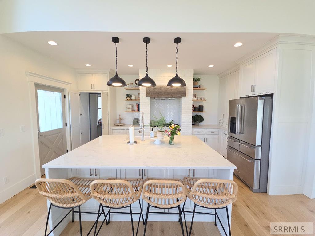 2155 Foothill Road Idaho Falls, ID 83401 - Photo 12 of 78 BREAKFAST BAR!