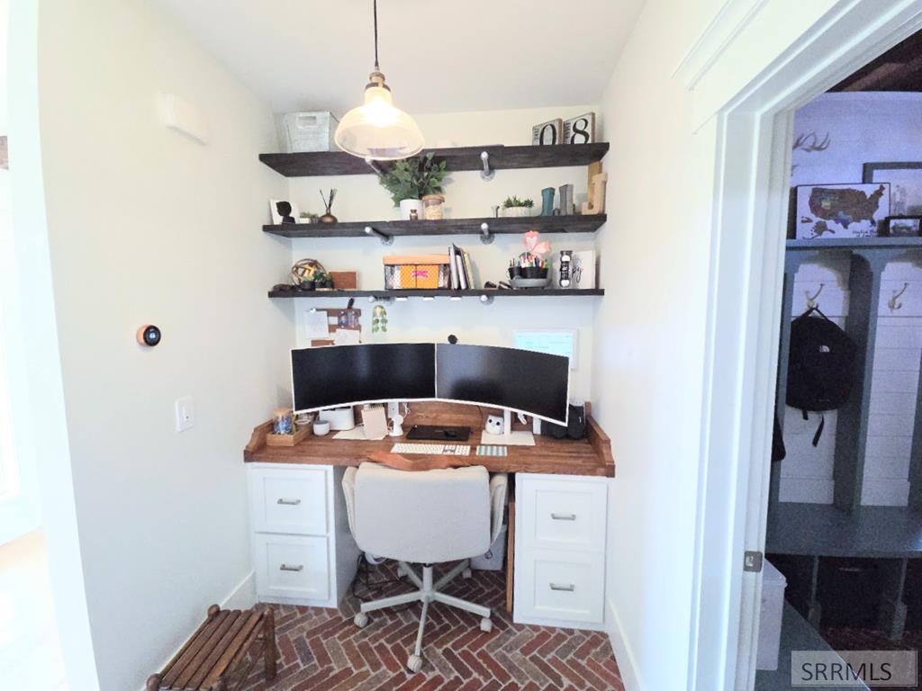 2155 Foothill Road Idaho Falls, ID 83401 - Photo 40 of 78 OFFICE CONNECTS TO DROP ZONE!