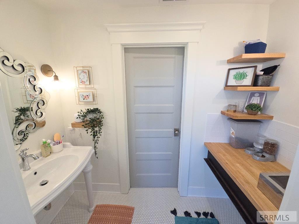 2155 Foothill Road Idaho Falls, ID 83401 - Photo 50 of 78 BATHROOM 3