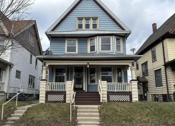 $249,900 | 4722 West Garfield Avenue, Milwaukee, WI 53208