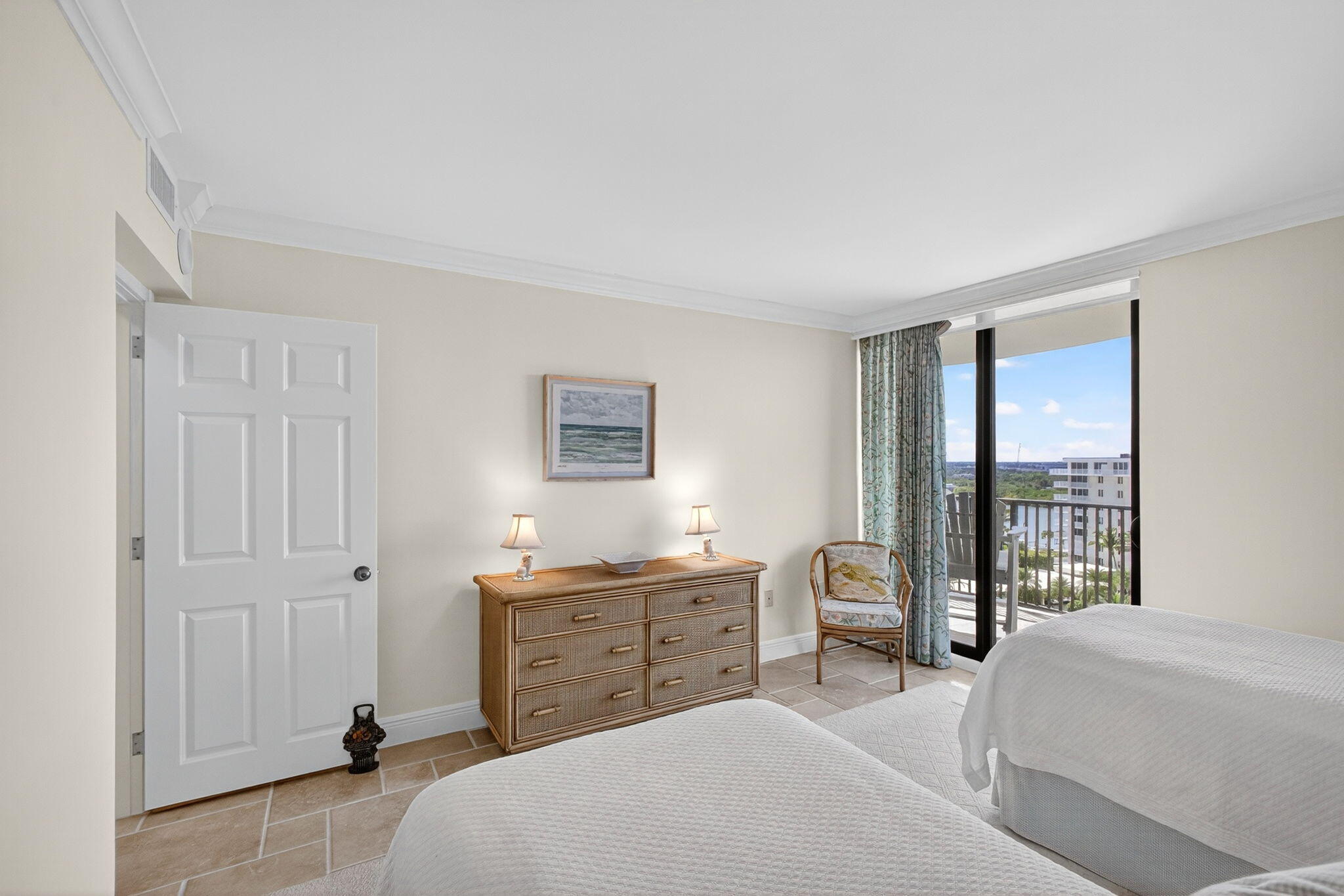 400 South Beach Road, Unit 804 Tequesta, FL 33469 - Photo 30 of 65 Guest Bedroom