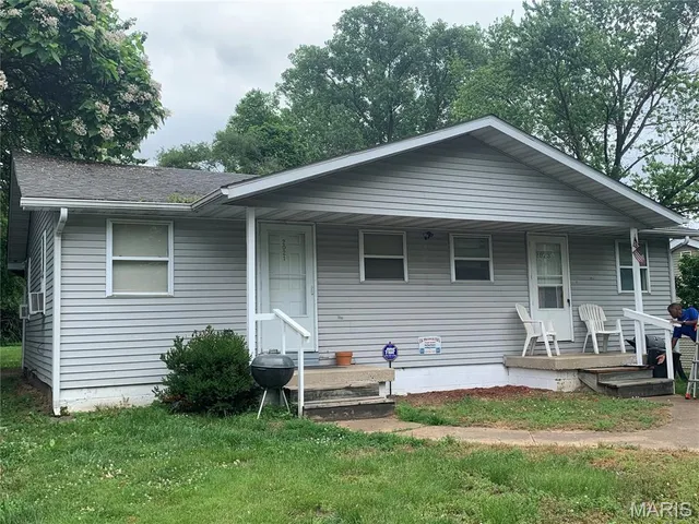 $99,500 | 2023 Sandy Ridge Road, Cahokia, IL 62206