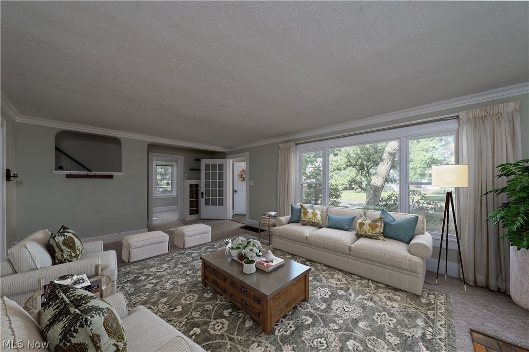 843 Beverly Road Cleveland Heights, OH 44121 - Photo 4 of 35