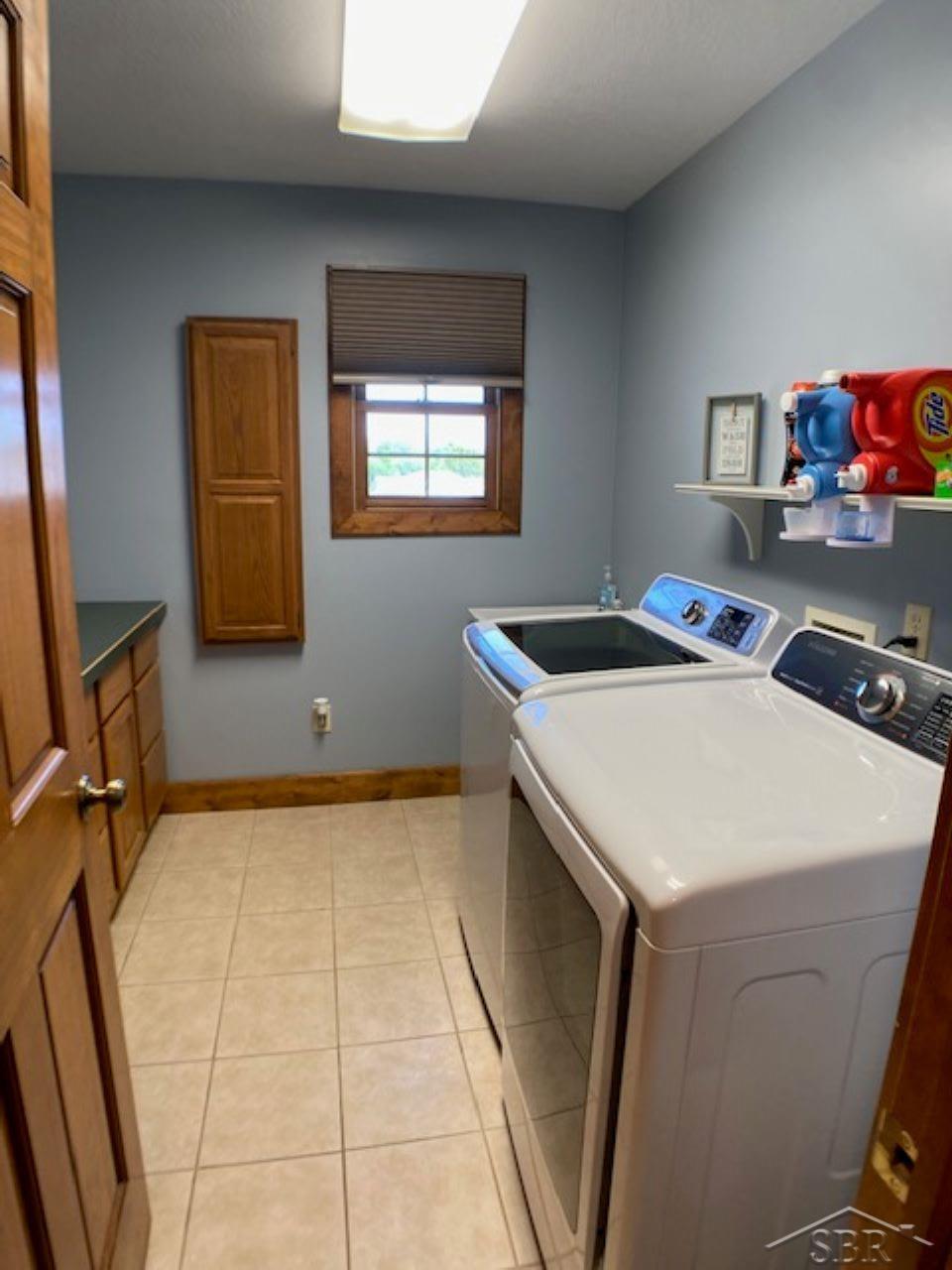 7609 North River Road Freeland, MI 48623 - Photo 20 of 36 50108948-19.JPG