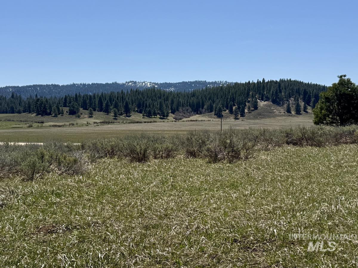 L3-b1 Lantern Way Cascade, ID 83611 - Photo 3 of 15