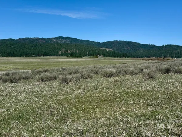 $199,999 | L3-b1 Lantern Way, Cascade, ID 83611