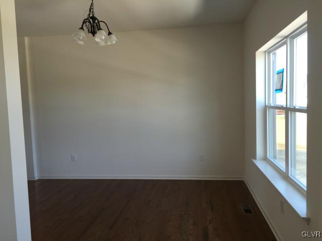 2619 English Ivy Road, Unit 254 Nazareth, PA 18064 - Photo 4 of 23 Gallery Image 4