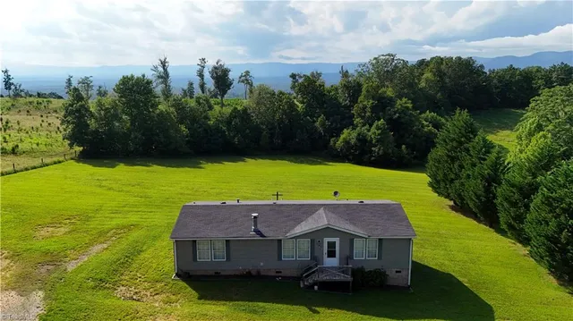 $224,000 | 759 Cameron Lane, Mount Airy, NC 27030