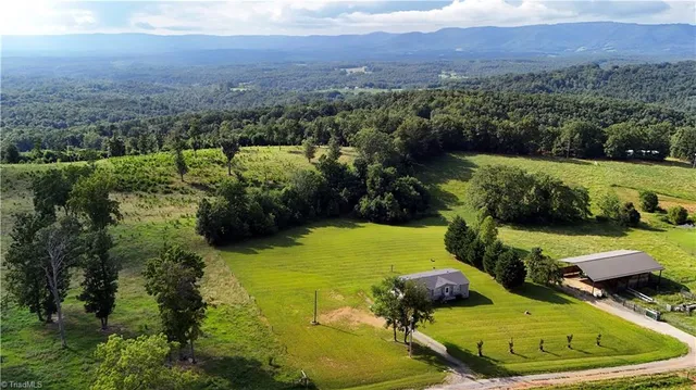 $224,000 | 759 Cameron Lane, Mount Airy, NC 27030